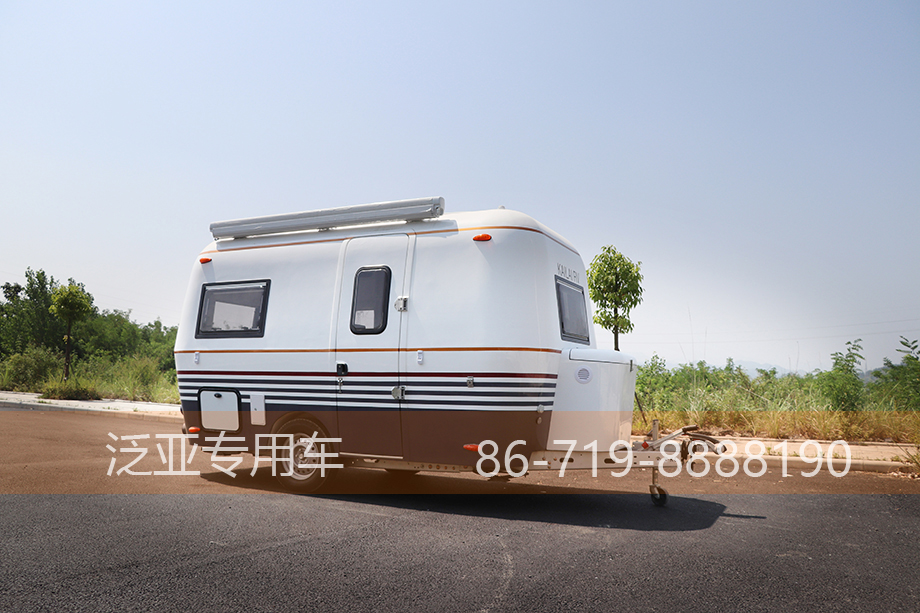 拖挂房车弧形设计