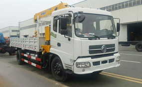 四驱平头5T随车吊随车起重运输车