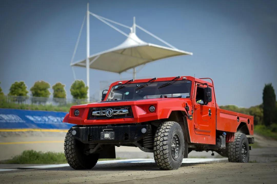 <strong>带你了解高性能猛士M50</strong>