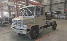 新款东风四驱短头底盘 东风4*4越野车底盘 EQ2046长头底盘改装