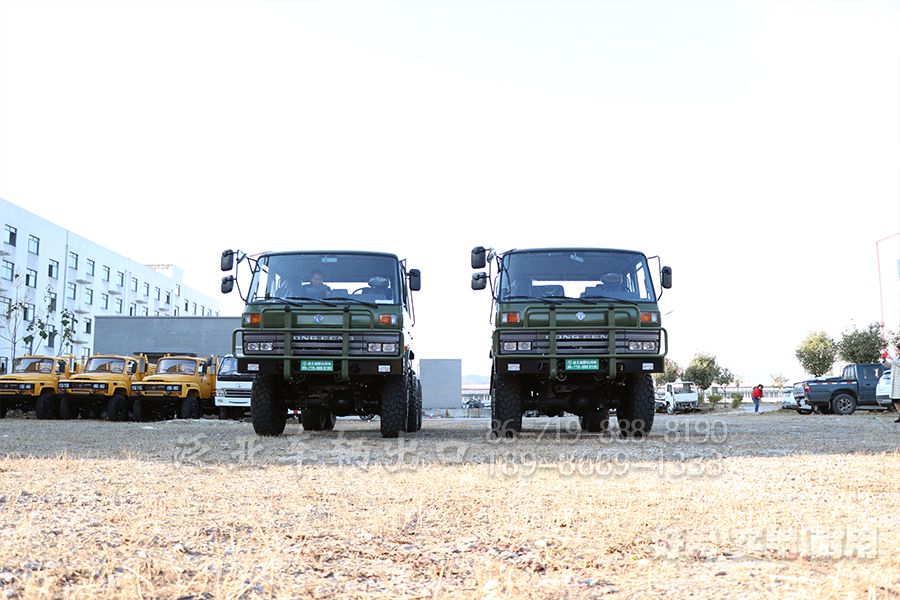 东风四驱六驱，EQ2082，EQ2102，EQ2102N，越野卡车，越野特种车，越野专用车