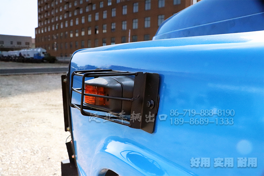 东风240,尖头六驱底盘, eq2802,长头6x6越野卡车,6X6运兵车