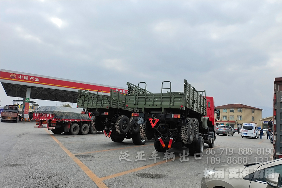 东风EQ2100E6D,东风六驱越野卡车,6*6东风经典长头货车,经典款东风尖头,3.5吨越野车,东风3.5吨运兵车,东风六驱eq2100,东风长头货车,东风经典卡车