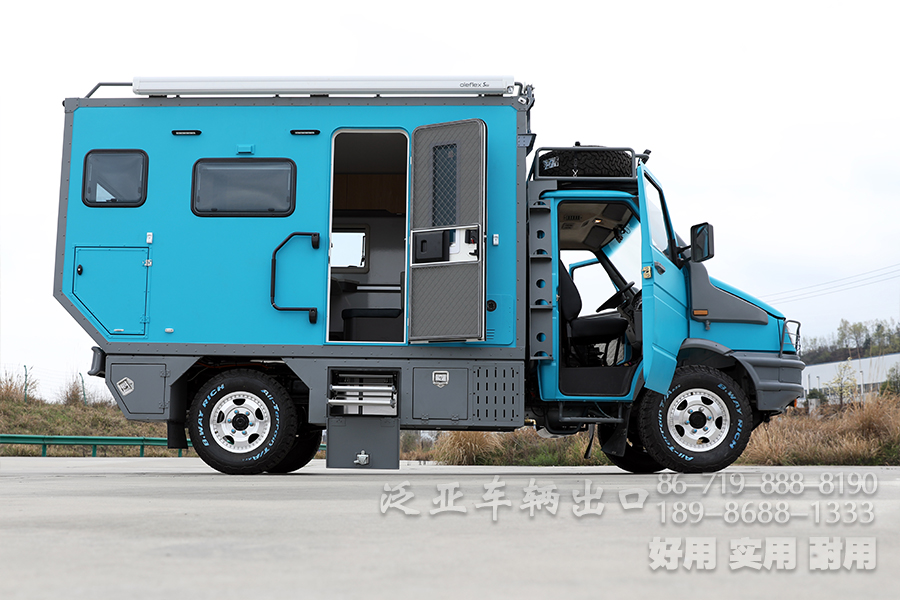 房车改装,依维柯房车,四驱越野房车,家用自行式房车,一体式房车,户外旅游房车