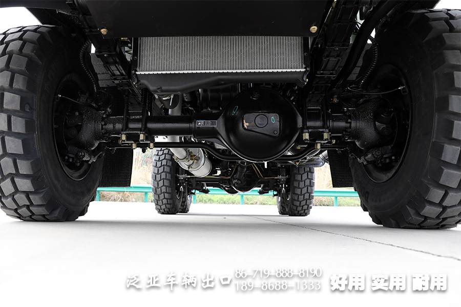 东风六驱,六驱越野卡车,平头卡车,柴油越野汽车,东风6*6卡车,东风6*6运兵车,东风运兵车,六驱运兵车,六驱民用车出口,卡车出口,