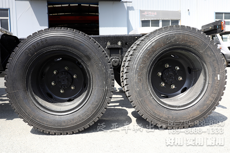 湖北越野专用车官网,湖北越野专用车有限公司官网,越野卡车定制,东风四驱六驱,东风军车改装,越野运兵车,森林消防车,四驱六驱越野车底盘,越野客车,越野卡车,专用车改装,工厂直销专用车、轻型越野卡车底盘、六驱卡车