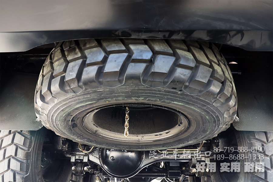 东风6X6客车,210马力客车,210马力公交车,,210马力公交车,25座中巴车,东风8米巴士车,260马力客车,东风六驱卡车,东风30座客车