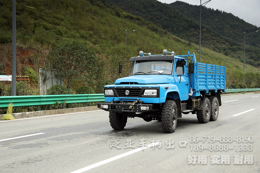 东风EQ2082、越野车、东风EQ240、湖北越野专用车官网,湖北越野专用车有限公司官网,越野卡车定制,东风四驱六驱,东风军车改装,越野运兵车,森林消防车,四驱六驱越野车底盘,越野客车,越野卡车,专用车改装,工厂直销专用车、轻型越野卡车底盘、六驱卡车