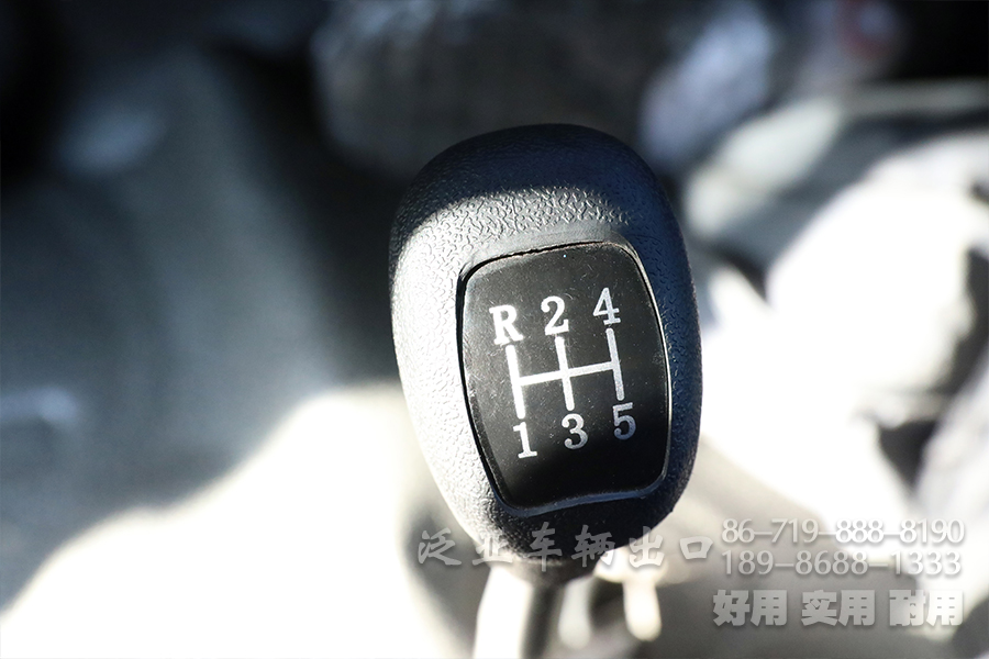 轻型自卸卡车,长头自卸,3.5吨自卸汽车,出口自卸货车,东风商用汽车,4x2自卸汽车