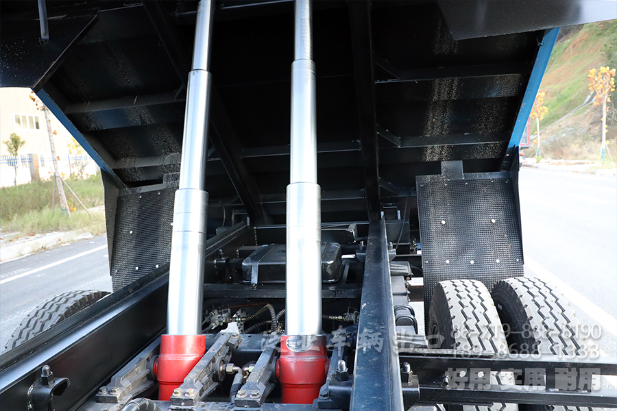 轻型自卸卡车,长头自卸,3.5吨自卸汽车,出口自卸货车,东风商用汽车,4x2自卸汽车