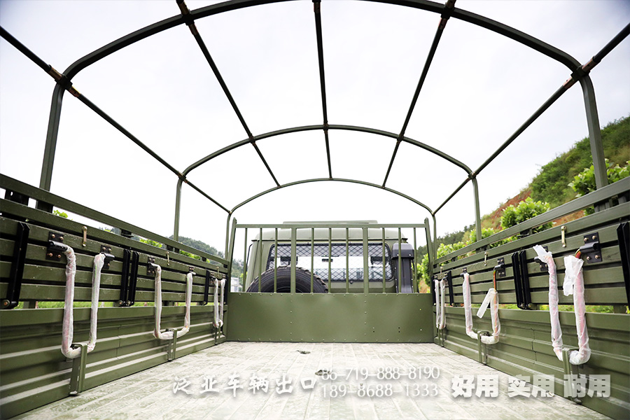 全驱运兵车,6*6运兵车,东风EQ2102N,双排越野卡车,东风153双排卡车,六驱卡车配置,东风运兵车,EQ246运兵车