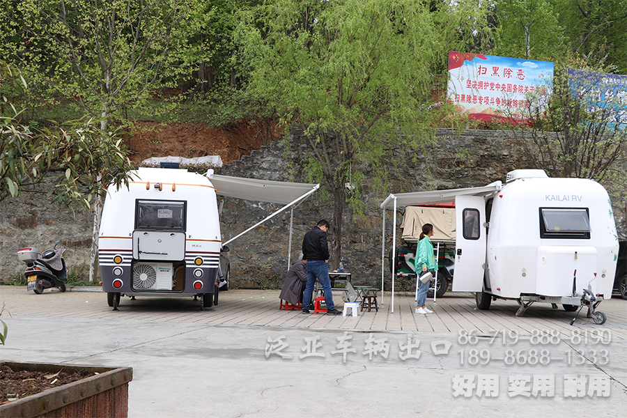 牵引车、拖挂房车、开来式拖挂房车、开来拖挂房车