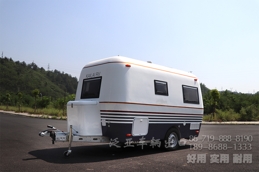 牵引车、拖挂房车、开来式拖挂房车、开来拖挂房车