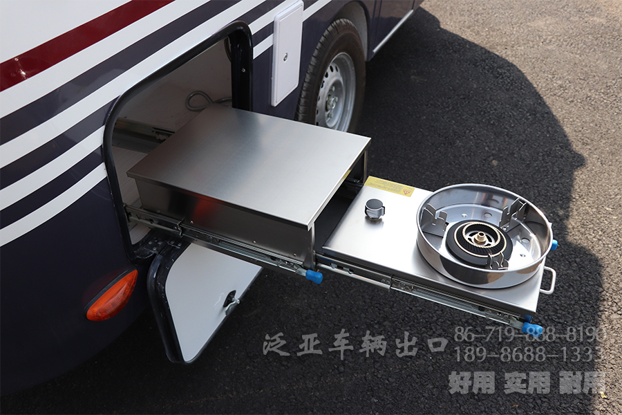 牵引车、拖挂房车、开来式拖挂房车、开来拖挂房车