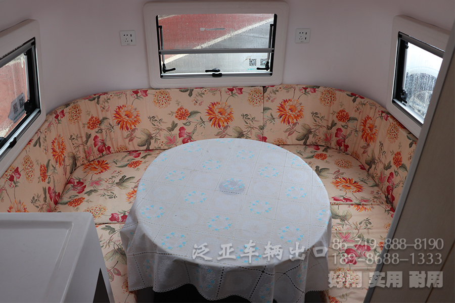 牵引车、拖挂房车、开来式拖挂房车、开来拖挂房车