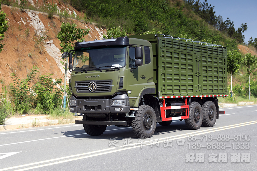 东风六驱340马力越野运输车,340马力重型商用车出口、大载荷越野运输车