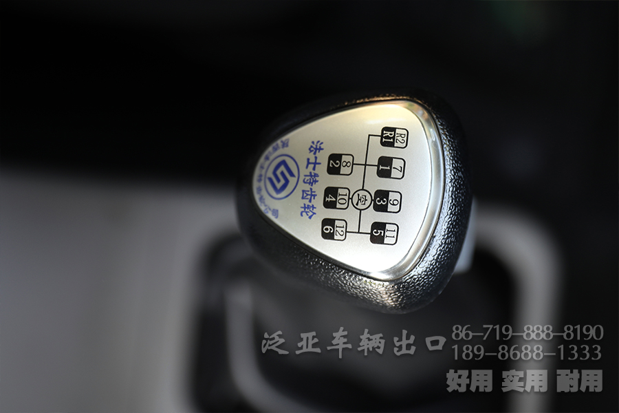 东风六驱340马力越野运输车，340马力重型商用车出口、大载荷越野运输车