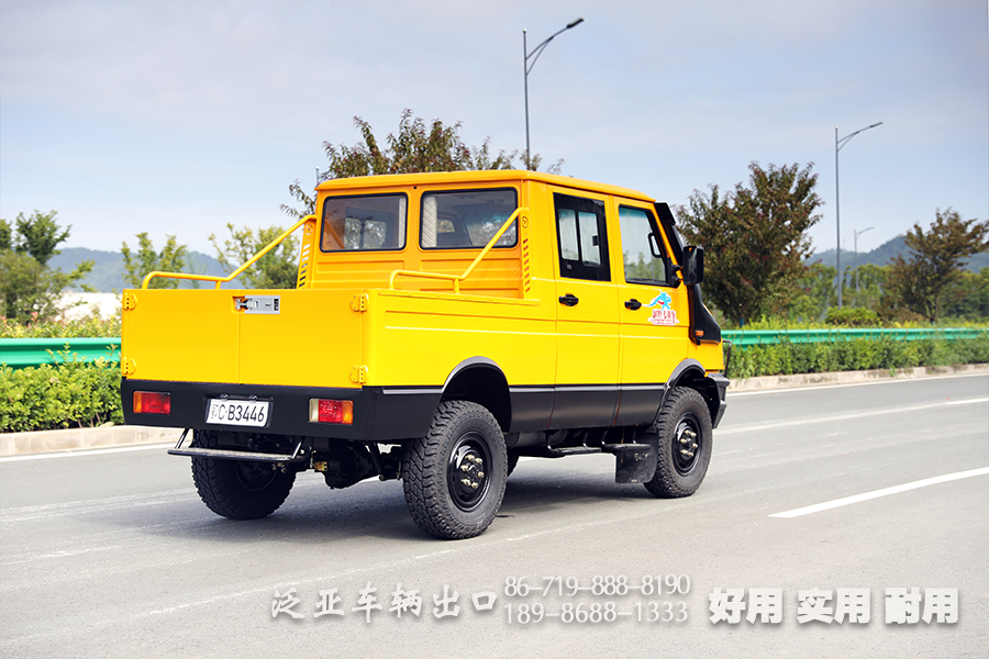 4*4依维柯,依维柯双排救援车,短头依维柯,电力抢修车,依维柯改装厂家
