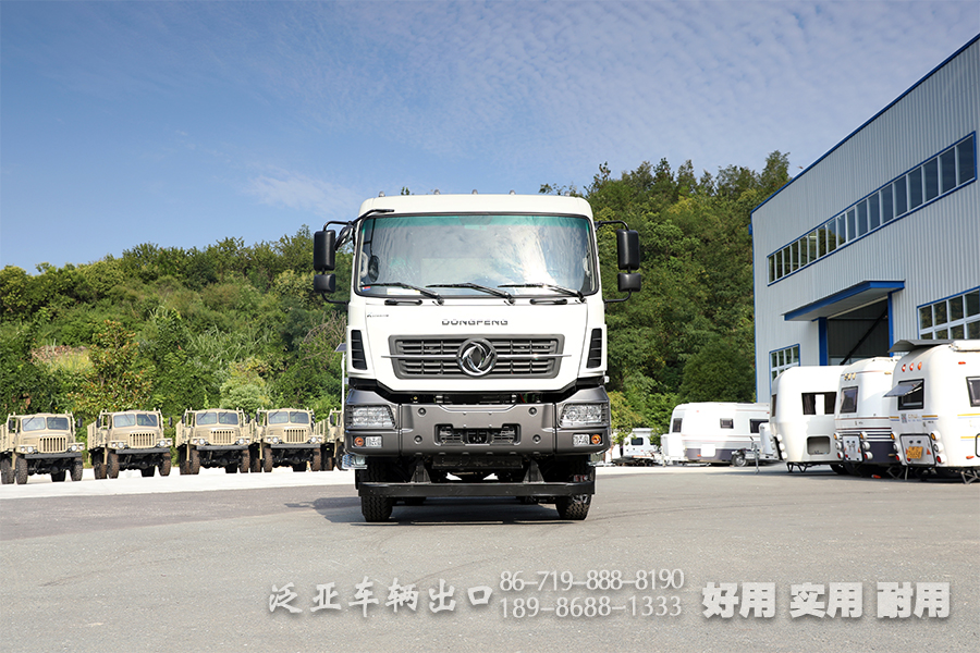 后八轮底盘,重型底盘出口,三桥卡车底盘,东风25吨底盘,280马力卡车,6*4自卸改装厂家