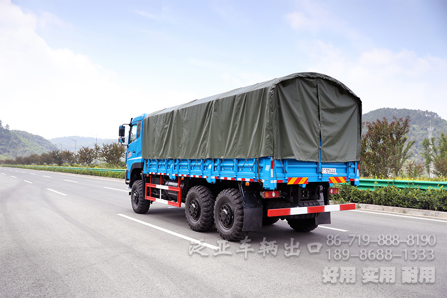 6×6重卡，6×6三桥车，三桥货运卡车，东风全驱，340马力重载卡车，5.5米长途货车