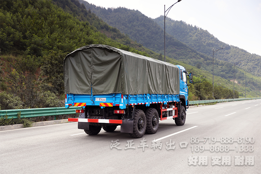 6×6重卡，6×6三桥车，三桥货运卡车，东风全驱，340马力重载卡车，5.5米长途货车