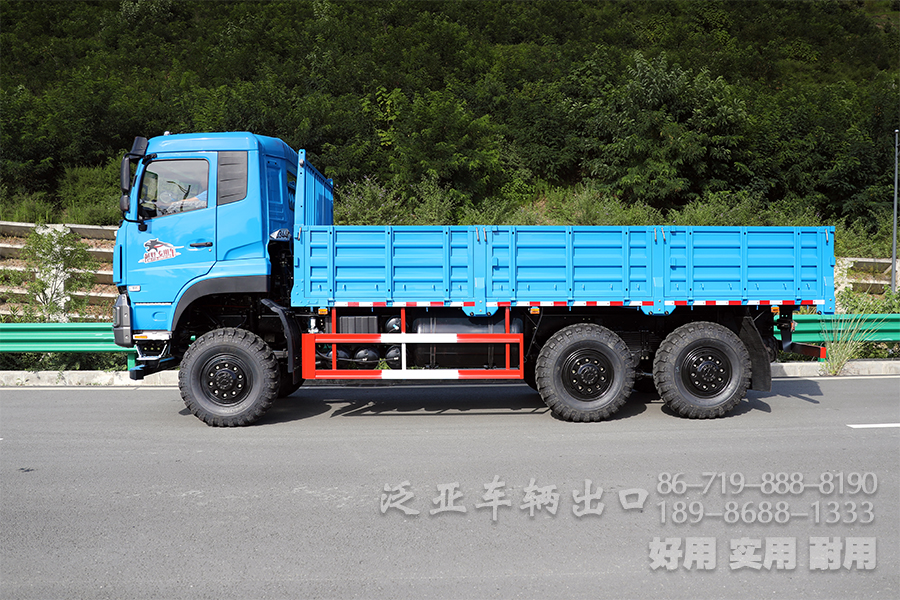 东风六驱，340马力卡车，六驱出口卡车，6*6货运卡车，长途货车，刹车降温水箱，6*6货运卡车