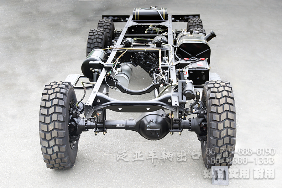 EQ2082底盘,东风EQ240,六驱尖头底盘,四类底盘