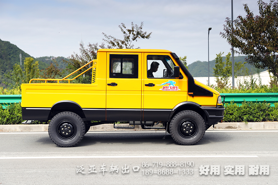 全驱越野底盘,轻型底盘,全驱底盘,长头底盘,底盘改装,短头卡车出口,依维柯4X4,长头房车底盘,全驱轻型房车