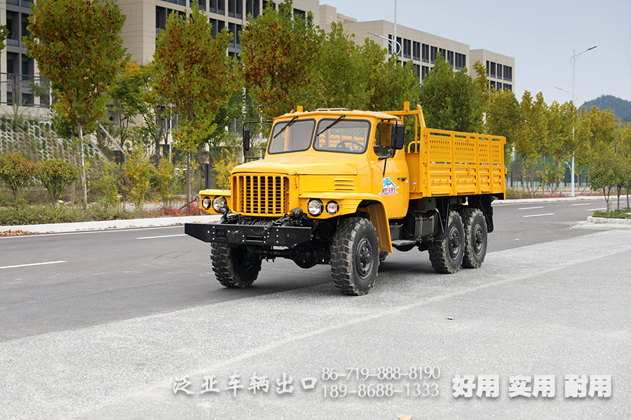 东风6X6,EQ2082,EQ240,6X6长头卡车,双玻璃柴油卡车,四吨民用卡车,尖头越野运兵车,25Y
