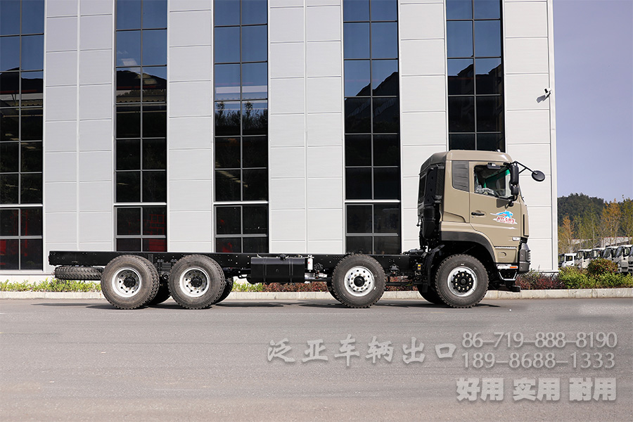 东风8X4,8X4平板,平板底盘,东风10米平板,东风10米底盘,30吨专用车底盘,30吨底盘,专用车底盘改装