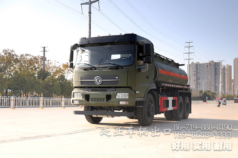 东风6x4越野油罐车、东风平头排半驾驶室越野加油车、东风210马力罐式加油车