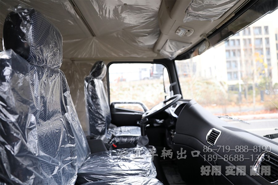 东风4x4，东风四驱，东风大马力卡车，手动八档卡车，大马力底盘出口