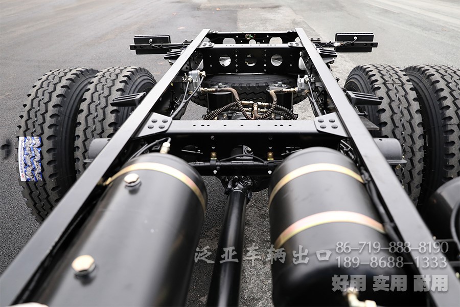 东风4驱，东风4x4，东风尖头自卸卡车，东风大马力卡车、自卸车出口