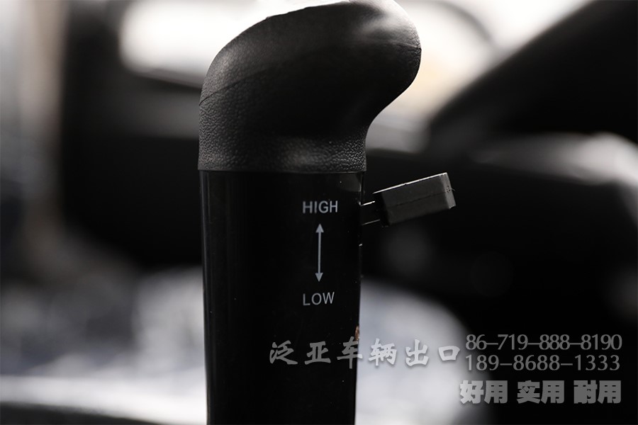 东风4x4，东风四驱，东风大马力卡车，手动八档卡车，大马力底盘出口