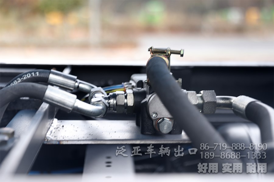 东风4驱,东风4x4,东风尖头自卸卡车,东风大马力卡车、自卸车出口