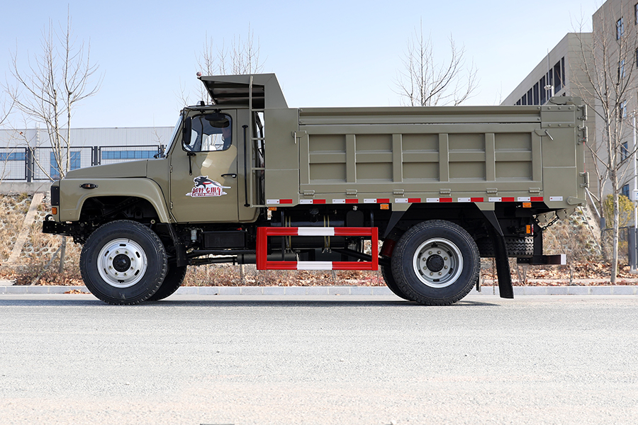 东风四驱，东风4x4，东风四驱尖头大玻璃越野卡车底盘，东风四驱底盘出口，东风底盘出口厂家