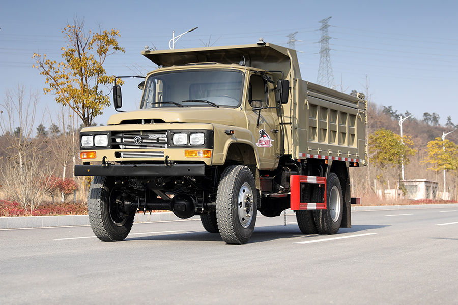 东风四驱，东风4x4，东风四驱尖头大玻璃越野卡车底盘，东风四驱底盘出口，东风底盘出口厂家