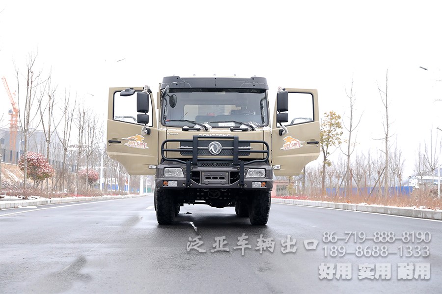 <strong>生来注定不平凡的东风六驱6x6大马力越野自卸车</strong>