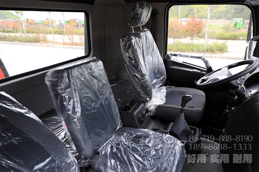 全驱自卸车，三桥自卸车，东风自卸车，东风六驱，后八轮自卸车，东风6×6，东风越野卡车，六驱自卸车，东风后八轮，后八轮卡车，全驱后八轮